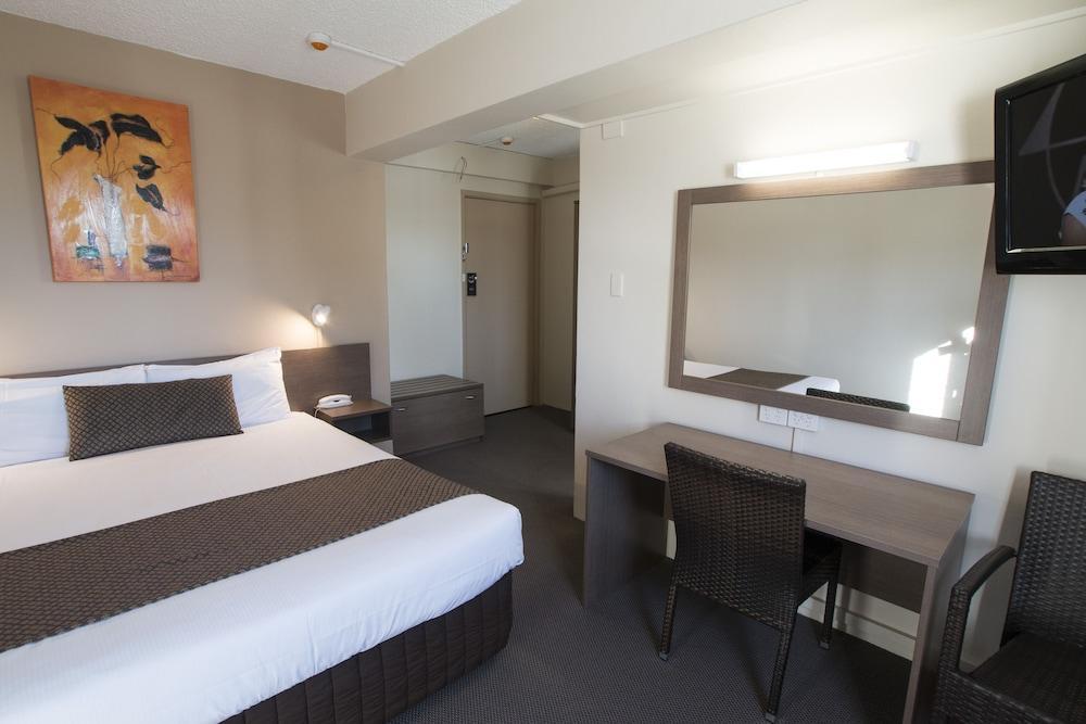 METROPOLITAN MOTOR INN | ⋆⋆⋆ | BRISBANE, AUSTRALIA | SEASON DEALS FROM $105